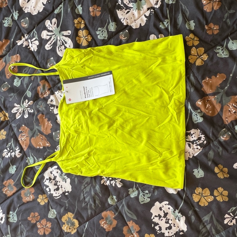 Lululemon wundermost Women's Cami Top size M nwt